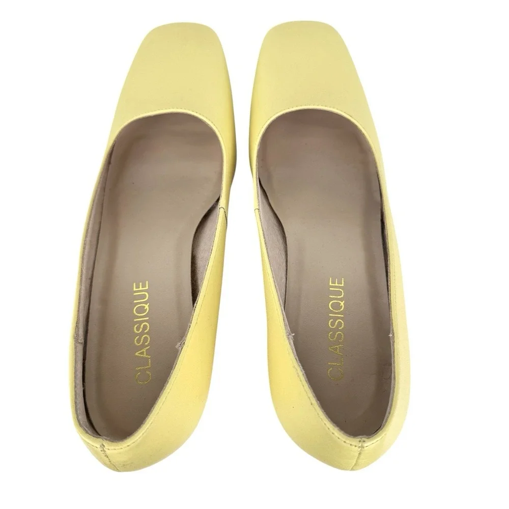 Retro Square Toe‎ Leather Heels 7.5W Pastel Yellow Block Heel 60's Mod Office